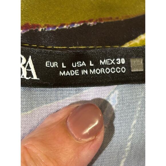 Zara multi top, tropical, glamorous, statement, bold, resort, silky, botanical - Picture 5 of 5